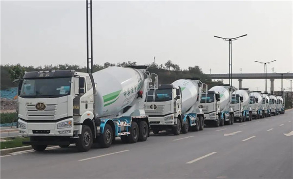 凌宇搅拌车