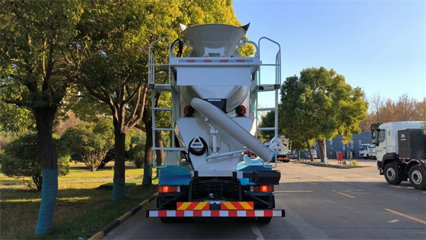 凌宇新能源搅拌车